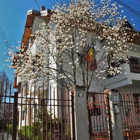 Pension La Noblesse بوخارست المظهر الخارجي الصورة